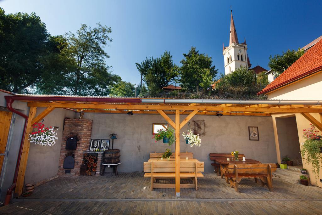 Nad Vinnym Sklipkem Znojmo Bagian luar foto